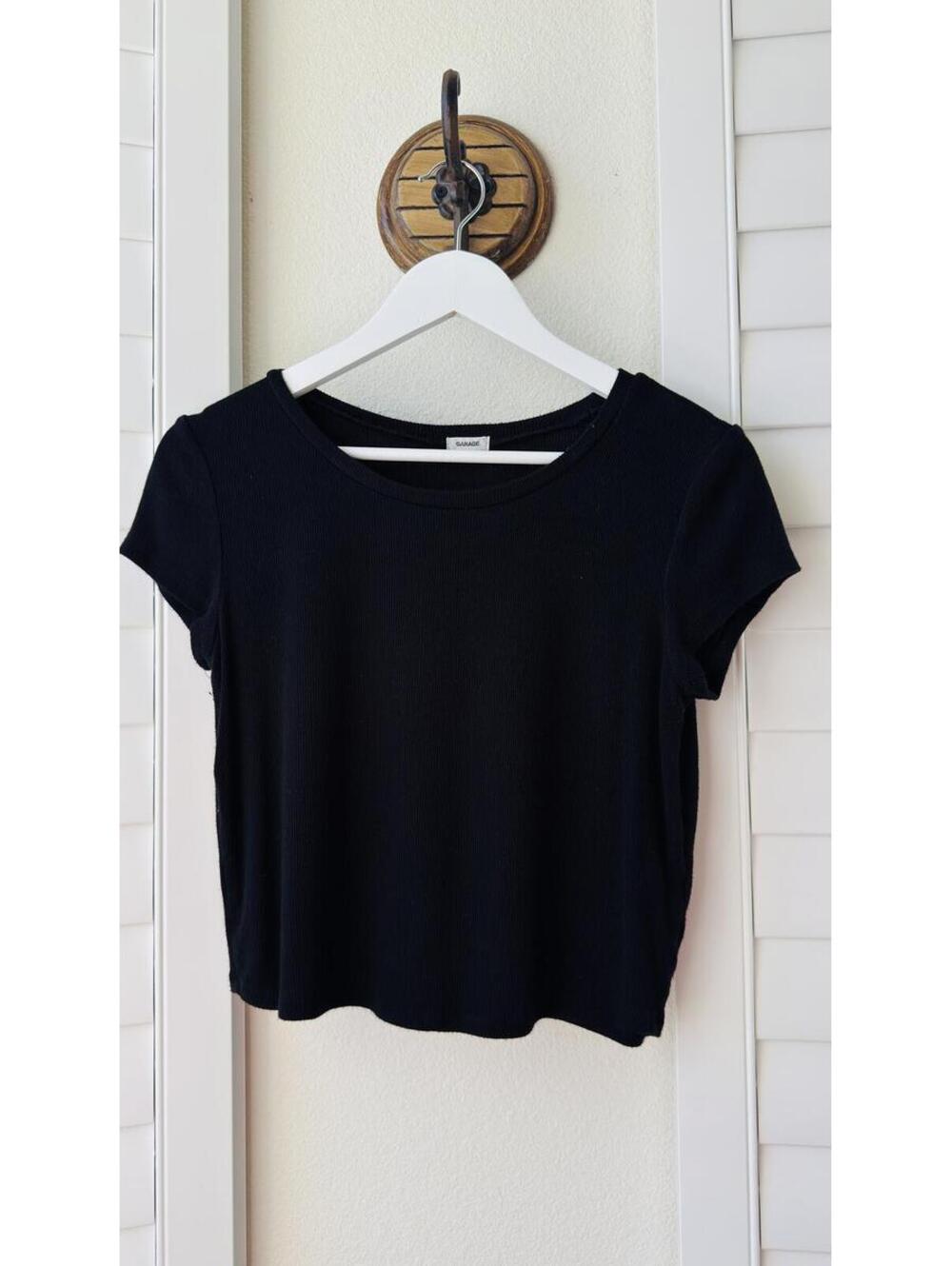 Garage Black Ribbed Short Sleeve Crop Top - Size S